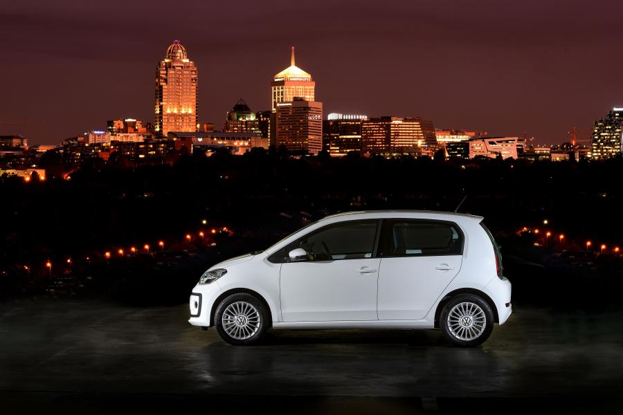  Volkswagen up! 5-Door 2016 года  (ZA) (фото 7 из 24)